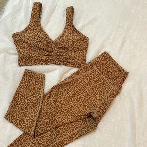 Lorna Jane Set (SOLD)